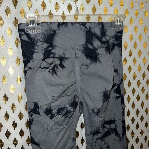 Tie-dye leggings scrunch butt TikTok size M - Picture 6 of 8